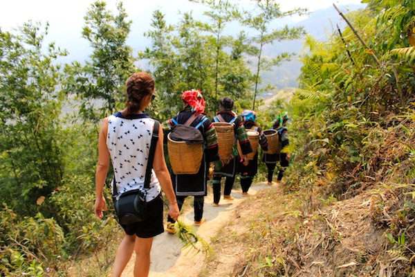 Vang Vieng hike to limestone mountains and hidden valley full day 3