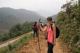 Vang Vieng Trekking To Pathao – Tham Nam Caving Full Day 1